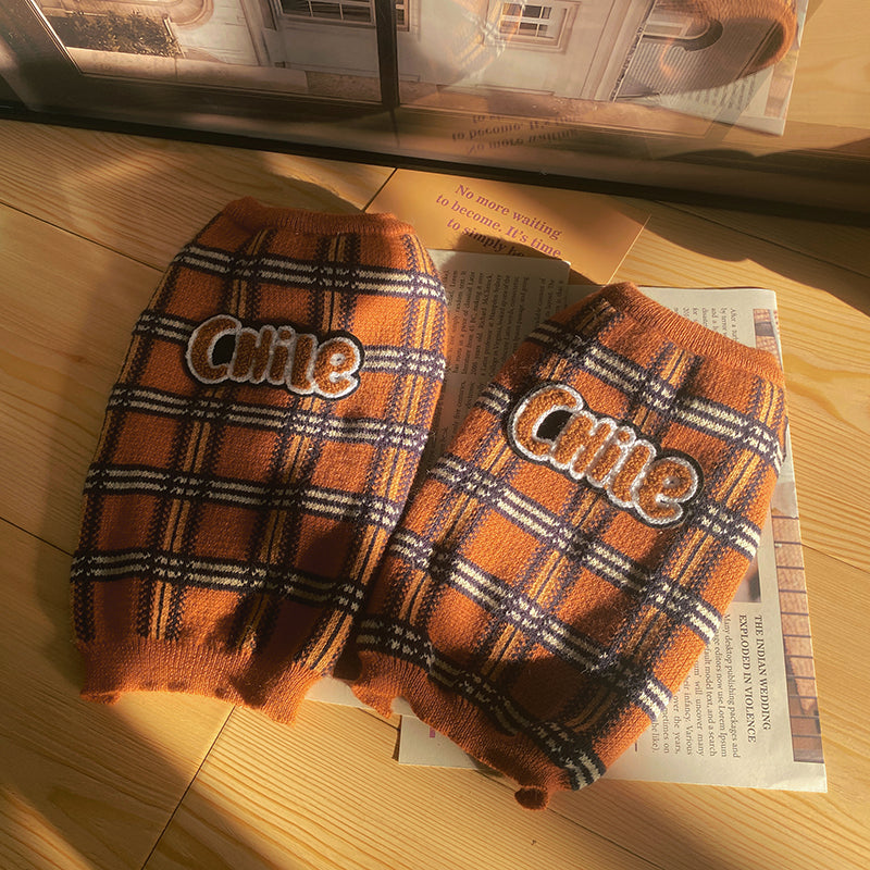 Vintage Plaid Pet Sweater Cozy Warm Clothing