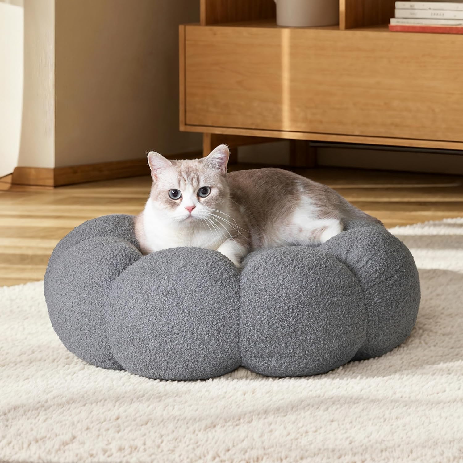 Fluffy Round Calming Plush Donut Pet Bed With Non Slip Base